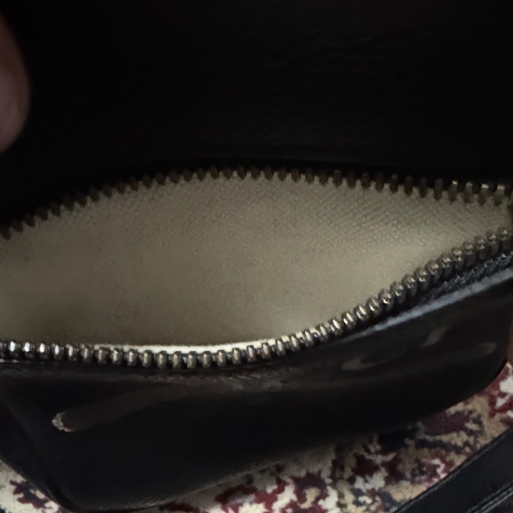 Gucci Black Leather Crossbody Bag - Picture 13 of 16